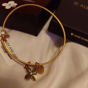 Alex and Ani Lucky 4 Leaf Clover Bracelet